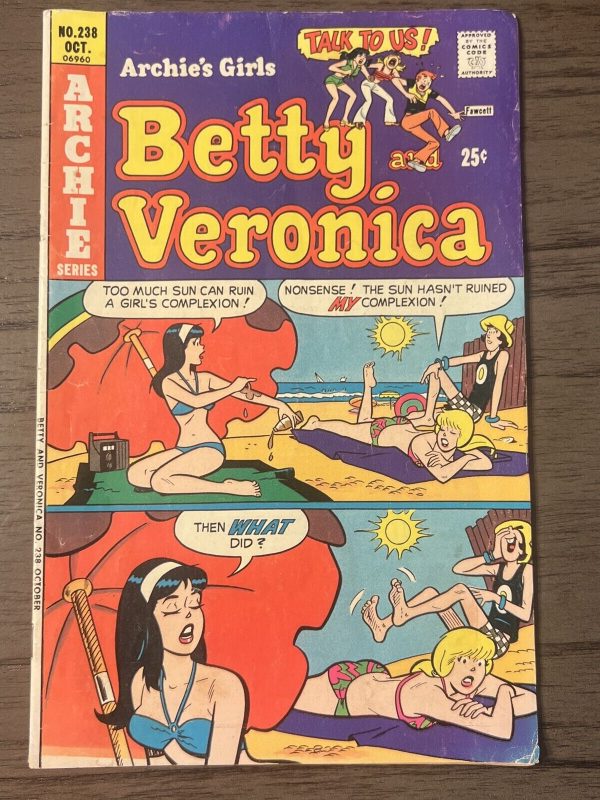 Archie Publications Archie Archie's Girls - Betty & Veronica #238 VG+