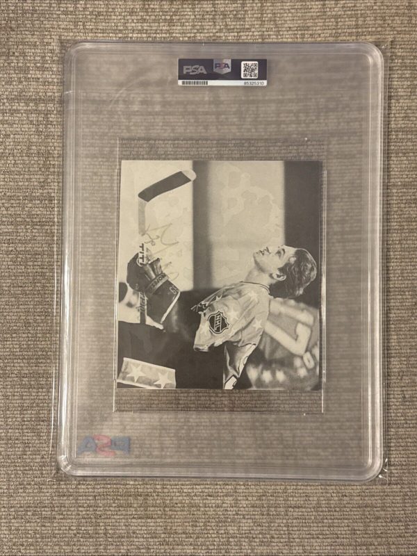 WAYNE GRETZKY Autographed AUTO 6x7 Signed SLABBED Print 🔥 PSA / DNA Authentic