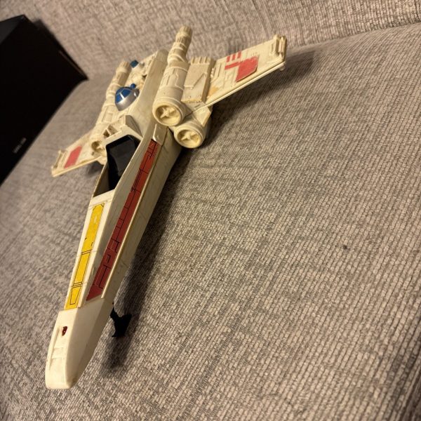 Vintage 1979 Star Wars X Wing Incomplete For Parts/Repair