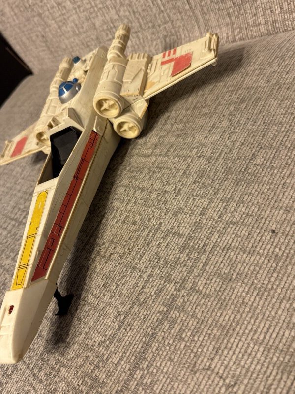 Vintage 1979 Star Wars X Wing Incomplete For Parts/Repair