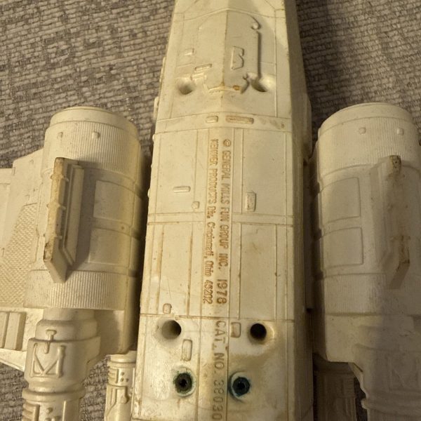 Vintage 1979 Star Wars X Wing Incomplete For Parts/Repair