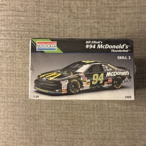 Monogram Bill Elliott's 94 McDonald's Thunderbat 1:24 Model Kit 1995 Batman