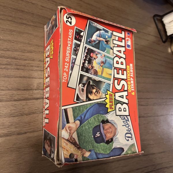 Lot of 22 Fleer 1981 Baseball Logo Sticker and Stamp Album Unused No Stickers