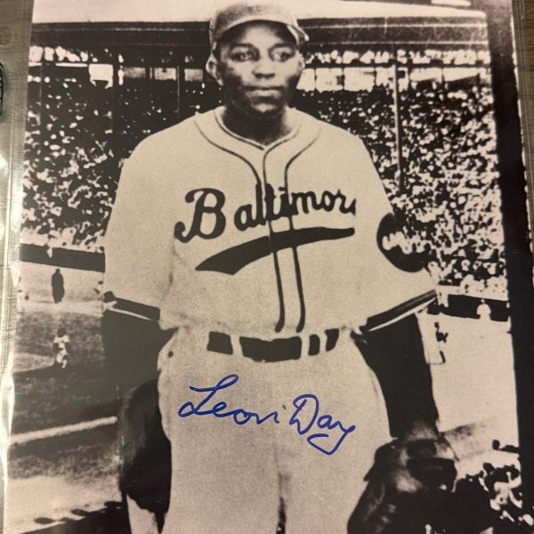 LEON DAY SIGNED 8X10 WITH JSA COA - NEGRO LEAGUER - HOF