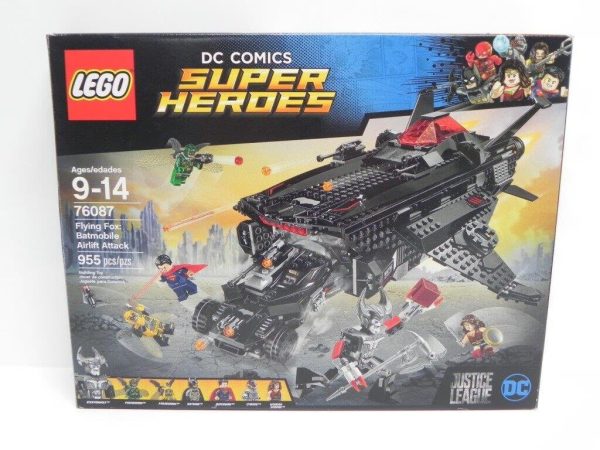 LEGO DC Comics Super Heroes: Flying Fox: Batmobile Airlift Attack 76087 BUILT!
