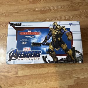 MARVEL Milestones The Avengers Thanos Limited Edition Figure Diamond Select