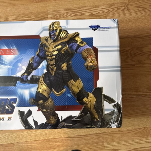 MARVEL Milestones The Avengers Thanos Limited Edition Figure Diamond Select