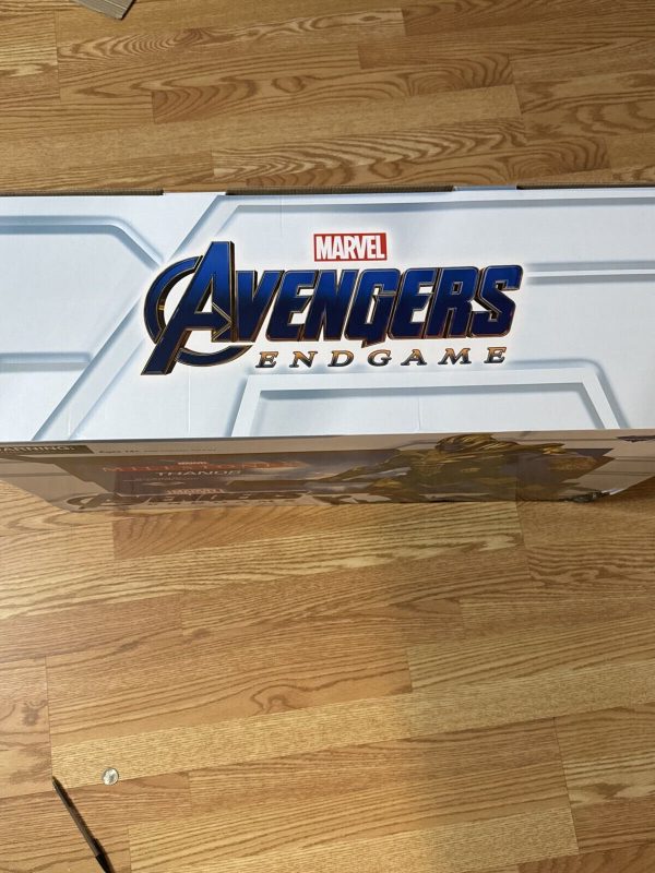 MARVEL Milestones The Avengers Thanos Limited Edition Figure Diamond Select