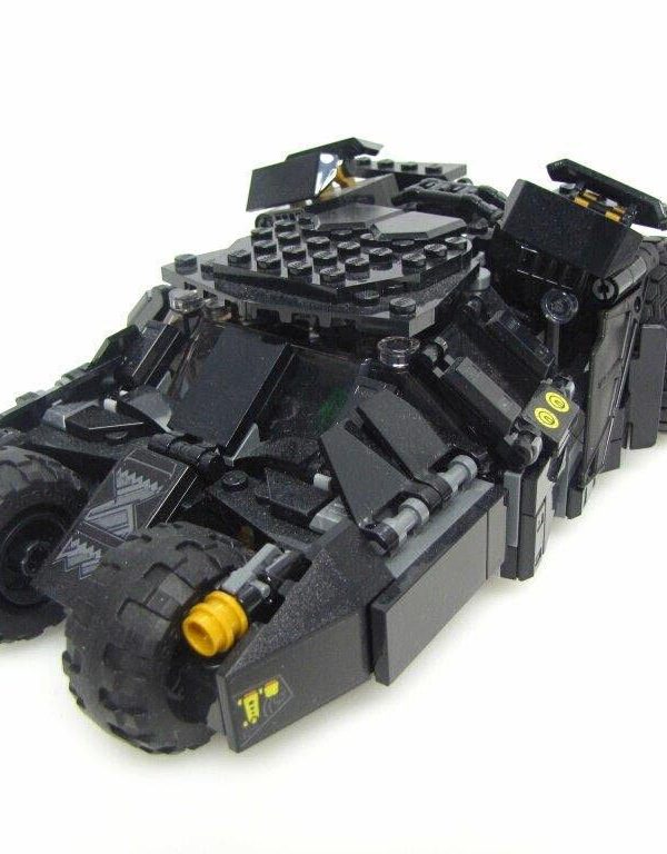 LEGO DC Batman Tumbler Scarecrow Showdown 76239 Set- Fully Built W/ Original Box