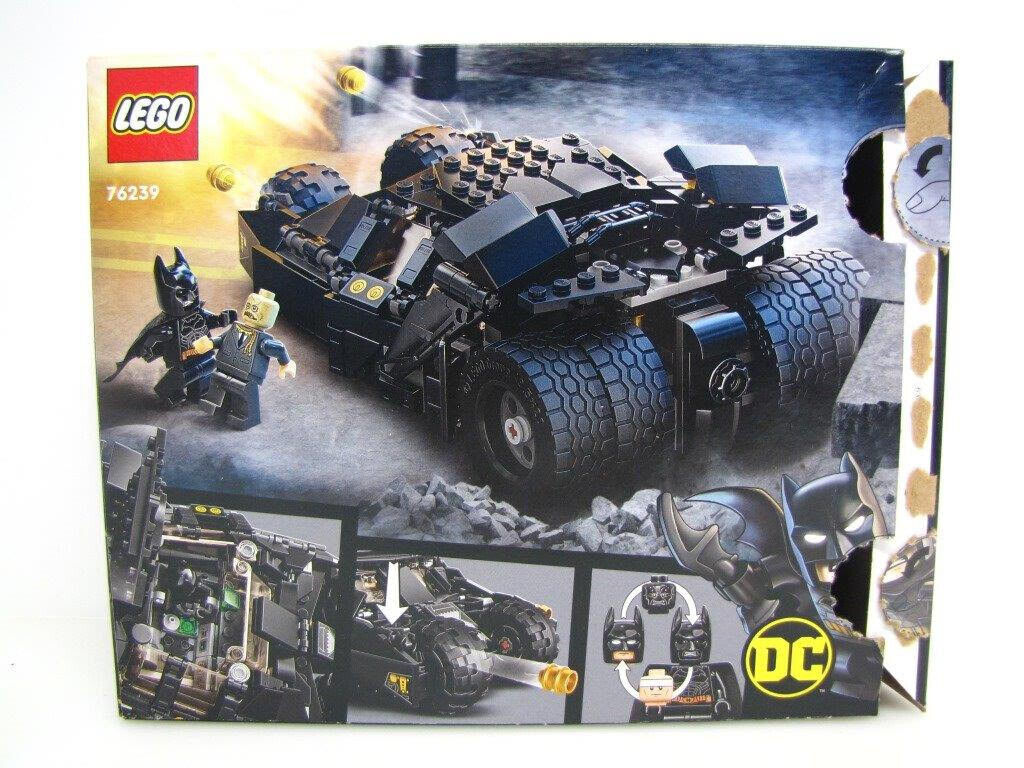 LEGO DC Batman Tumbler Scarecrow Showdown 76239 Set- Fully Built W/ Original Box