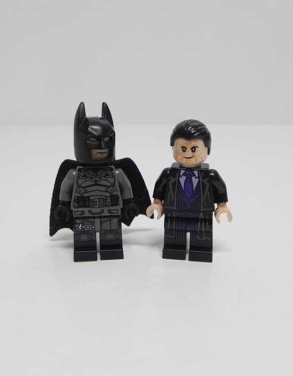 LEGO DC Comics Super Heroes: Batmobile: The Penguin Chase (76181) Fully Built