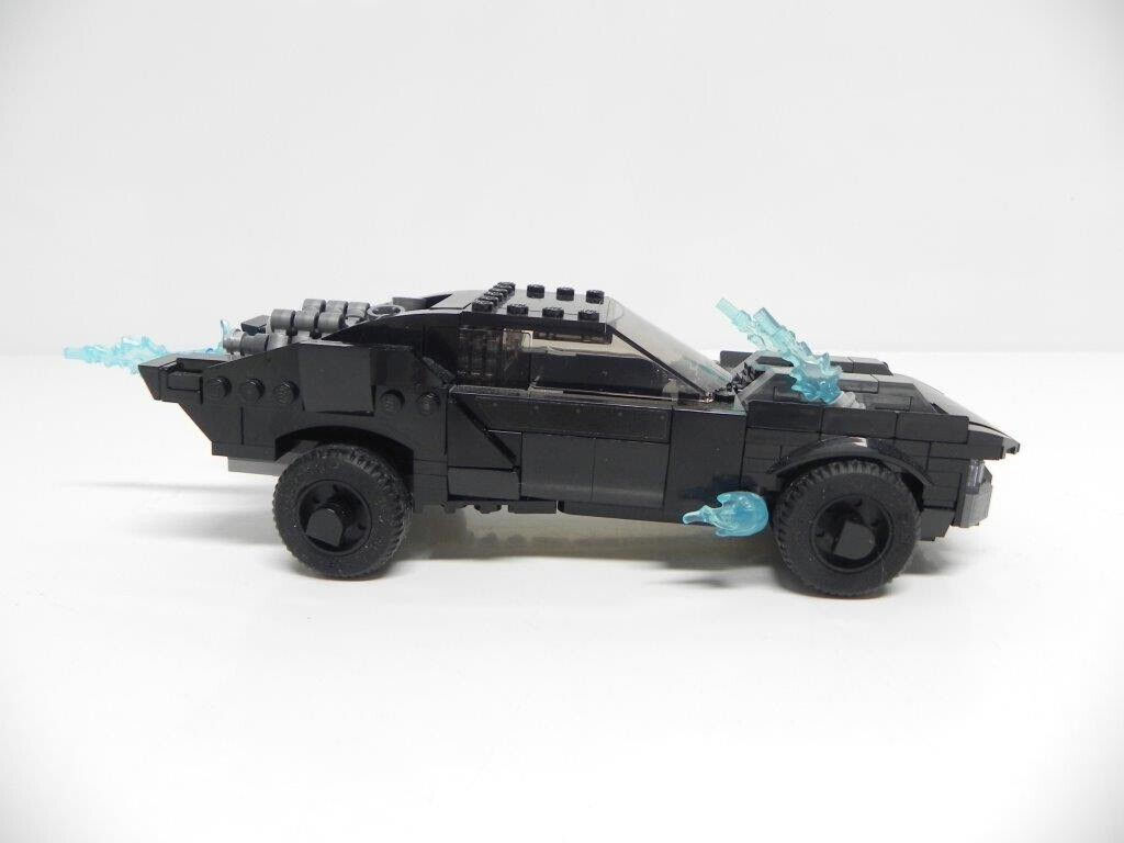 LEGO DC Comics Super Heroes: Batmobile: The Penguin Chase (76181) Fully Built
