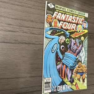 Fantastic Four #213 FN+ MARVEL COMICS