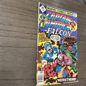 Captain America #212 (Marvel Comics August 1977)