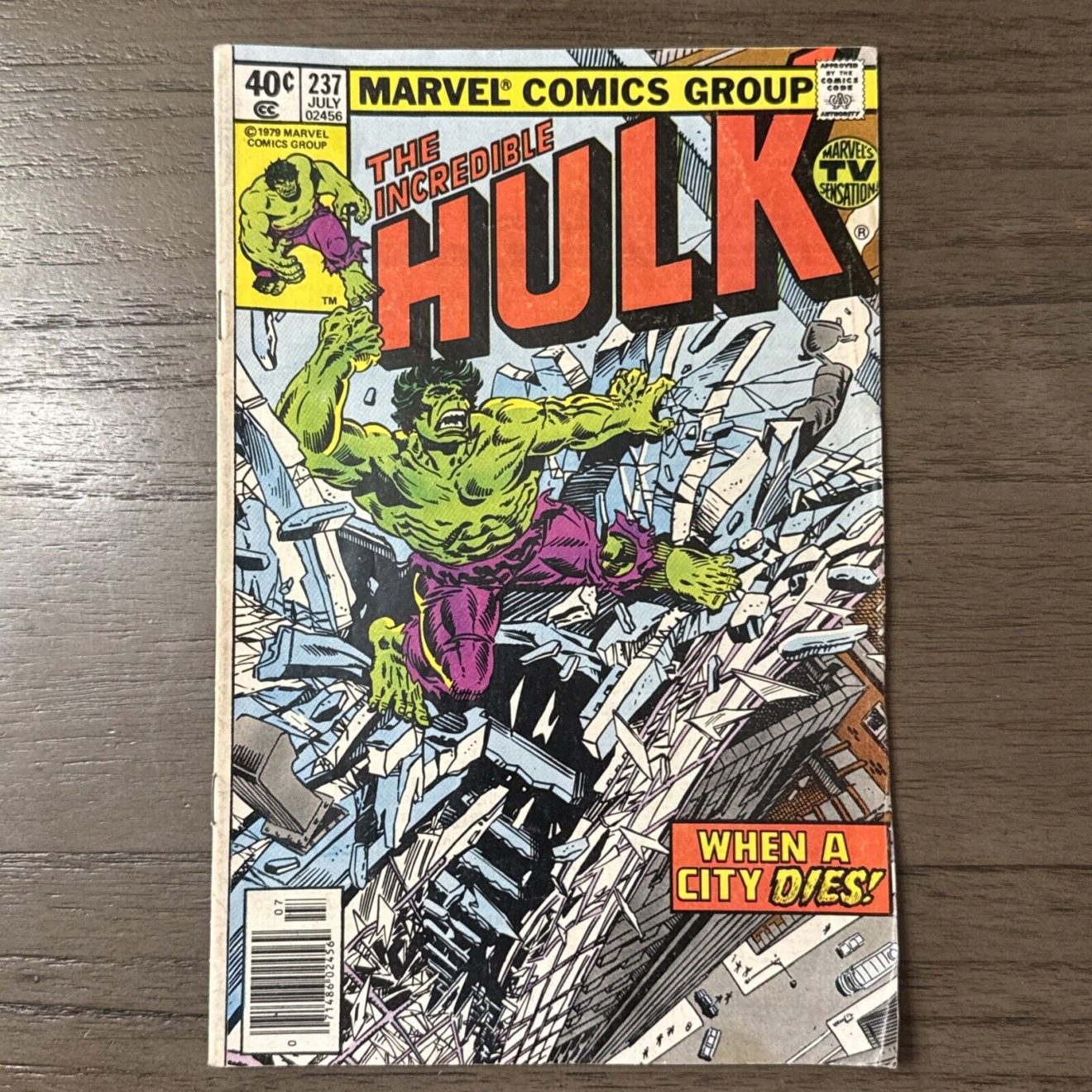 The Incredible Hulk #237 Marvel Comics Group 1979 Bronze Age Comic Book Look!