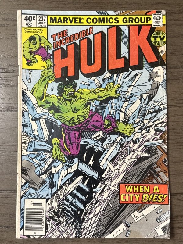 The Incredible Hulk #237 Marvel Comics Group 1979 Bronze Age Comic Book Look!