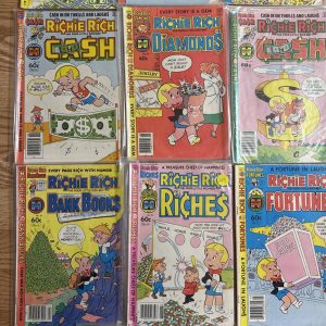 Richie Rich Vintage Comic Book Lot Of 19 VF/EX