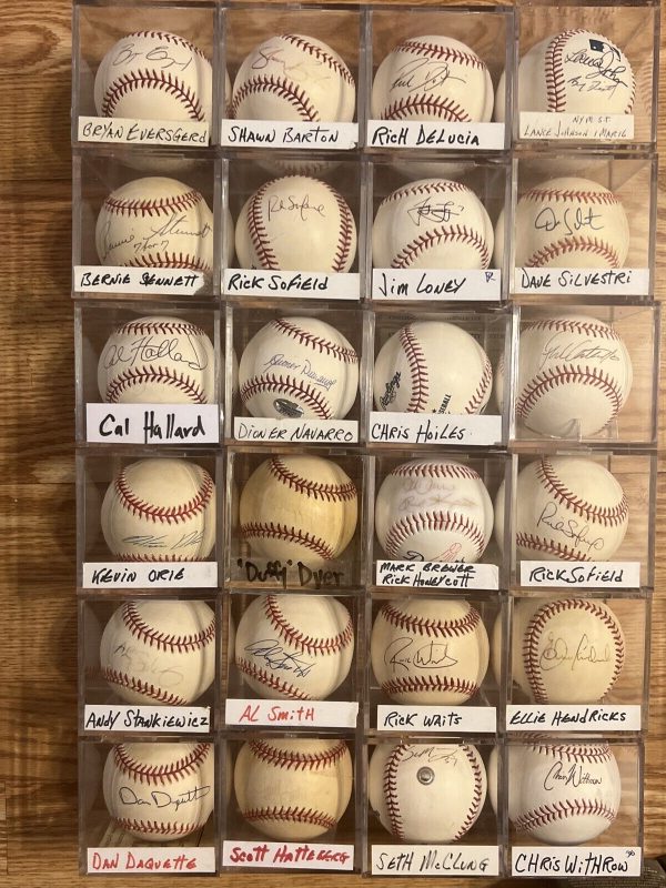 Huge Lot 100 Signed Official Baseballs Rawlings MLB Hall Of Fame World Series