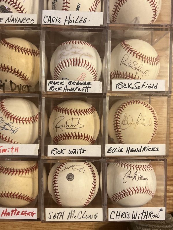 Huge Lot 100 Signed Official Baseballs Rawlings MLB Hall Of Fame World Series