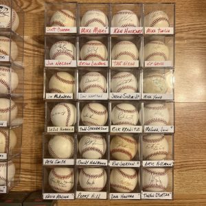 Huge Lot 100 Signed Official Baseballs Rawlings MLB Hall Of Fame World Series