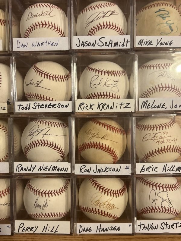 Huge Lot 100 Signed Official Baseballs Rawlings MLB Hall Of Fame World Series