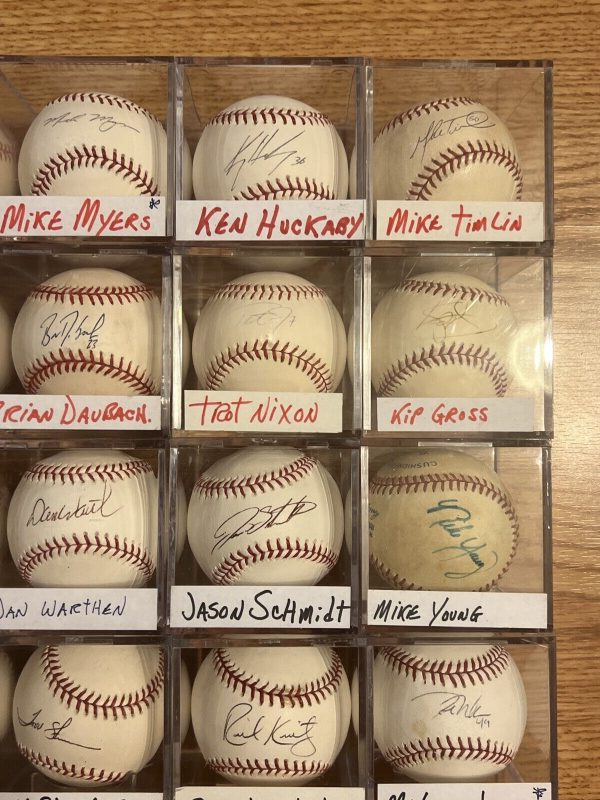 Huge Lot 100 Signed Official Baseballs Rawlings MLB Hall Of Fame World Series