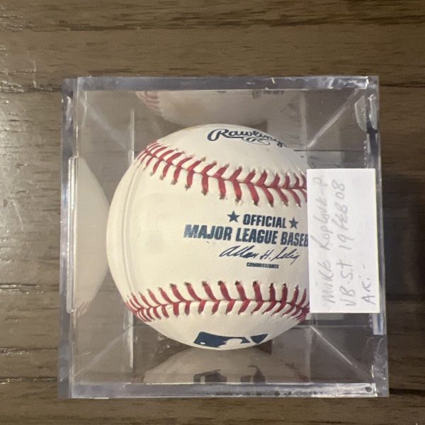 Mike Koplove #52 WORLD SERIES ARIZONA DIAMONDBACKS Autographed baseball