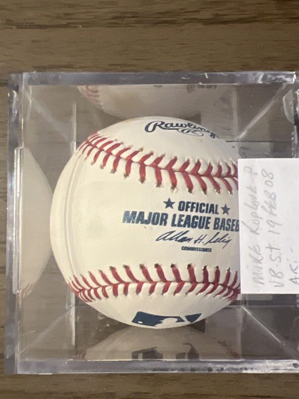 Mike Koplove #52 WORLD SERIES ARIZONA DIAMONDBACKS Autographed baseball