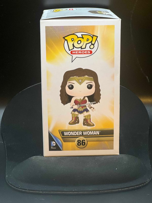 Funko Pop! Vinyl: DC Universe - Wonder Woman #86