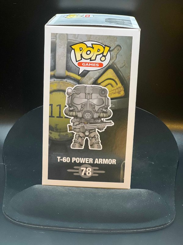 Funko Pop! Vinyl: Fallout - T-60 Power Armor - Hot Topic Exclusive w/Protector