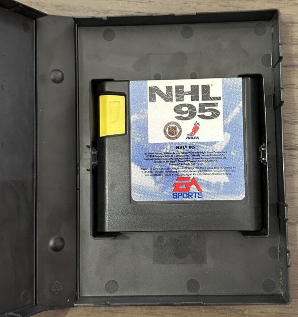 NHL 95 (Sega Genesis, 1994) w/ Case No Manual Fast Shipping!
