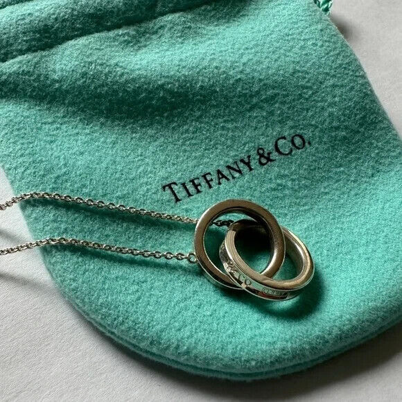 Tiffany & Co. 1837 Medium Interlocking Circle Necklace Pendant with Pouch