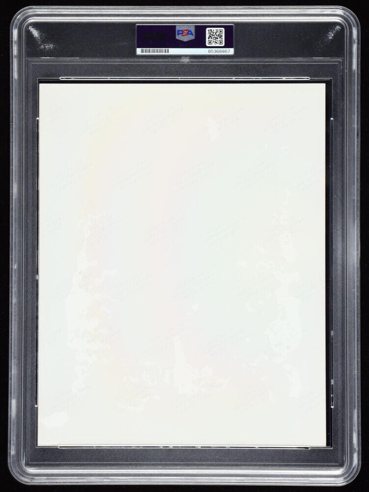 Beautiful MICKEY MANTLE Autograph AUTO 8x10 Signed SLABBED Photo PSA/DNA PSA 10