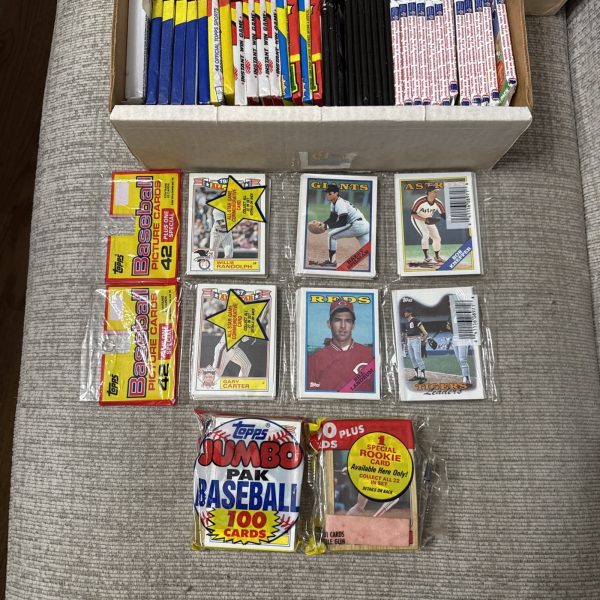 HUGE Lot of 100 Unopened Wax & Foil Packs Baseball NFL Hockey 1980s To Present