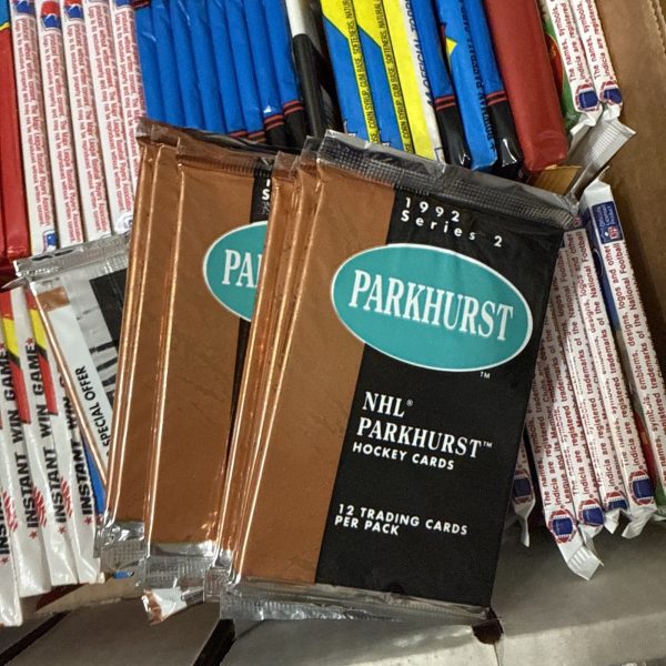 HUGE Lot of 100 Unopened Wax & Foil Packs Baseball NFL Hockey 1980s To Present