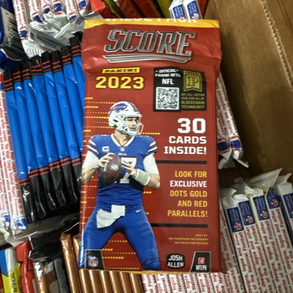 HUGE Lot of 100 Unopened Wax & Foil Packs Baseball NFL Hockey 1980s To Present