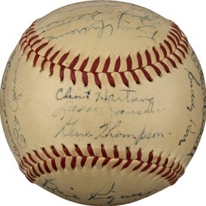 1947 New York Giants Team Signed Baseball With Mize, Lombardi, Jansen (24) PSA 7