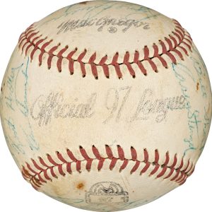 Mickey Mantle 1960 New York Yankees AL Champs Team Signed Baseball PSA DNA COA