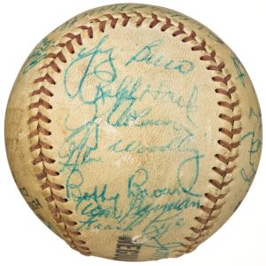 1954 New York Yankees Team Signed Baseball (24) Mickey Mantle, DiMaggio Beckett
