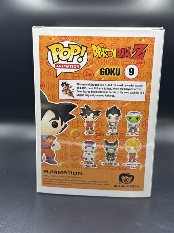 Funko Pop! Vinyl: Dragon Ball - Goku - Hot Topic (Exclusive) #9