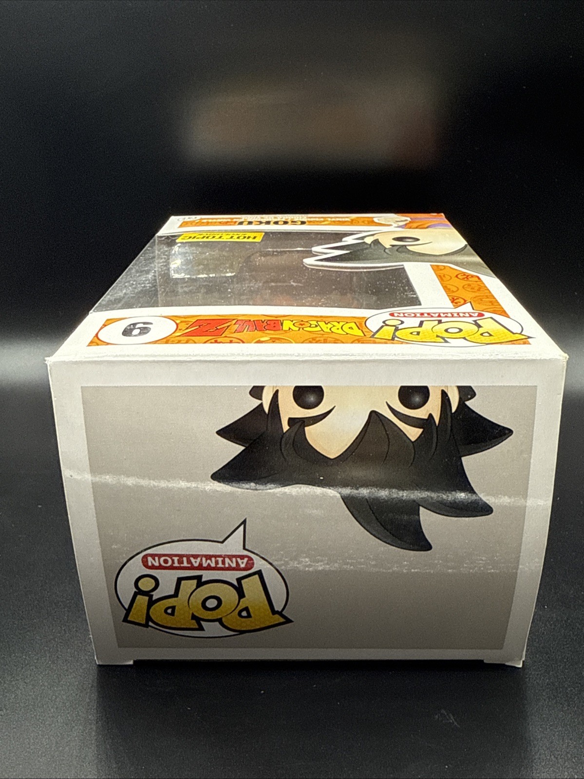 Funko Pop! Vinyl: Dragon Ball - Goku - Hot Topic (Exclusive) #9