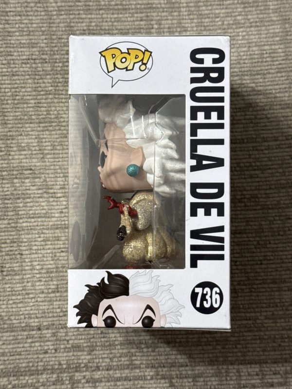 Funko POP! Disney Villains Cruella De Vil Diamond Glitter #736 Vinyl Figure NIB