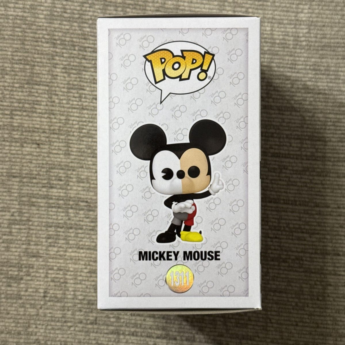 Funko Pop! *FREE Protector* MICKEY MOUSE 1311 *NEW* MINT/NM Hot Topic Exclusive