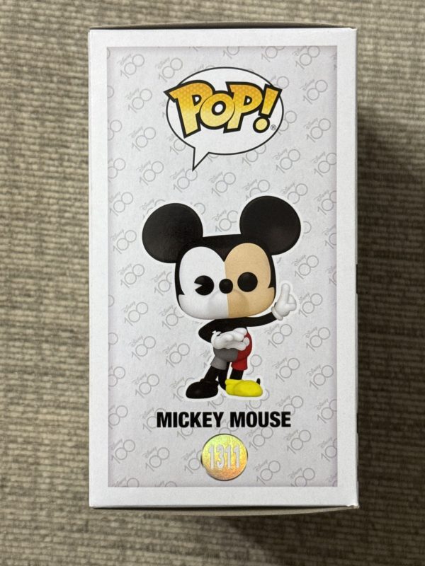 Funko Pop! *FREE Protector* MICKEY MOUSE 1311 *NEW* MINT/NM Hot Topic Exclusive