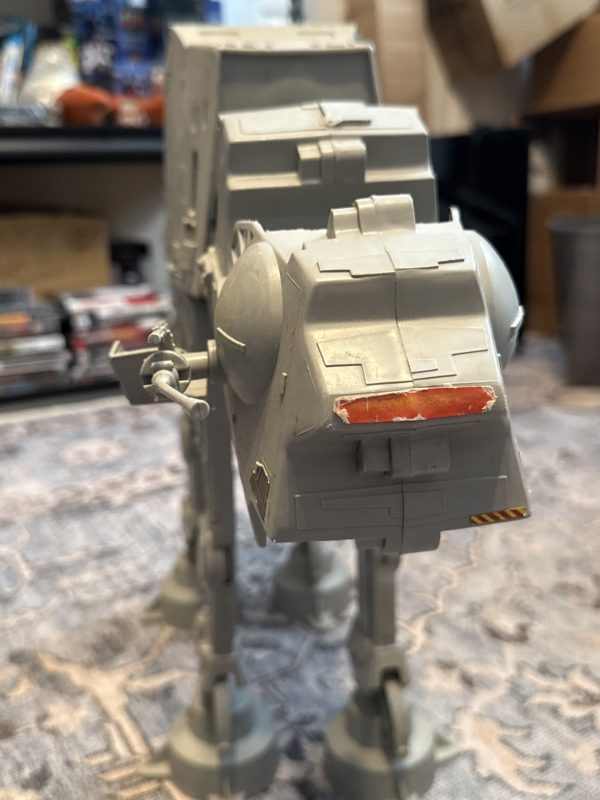 Vintage 1981 Kenner Star Wars Empire Strikes Back AT-AT Walker Near Complete