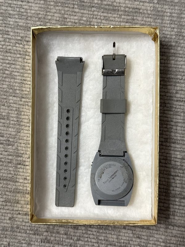VTG 1977 Star Wars Texas Instruments Watch R2D2 C3PO FOR PARTS/REPAIR Untested