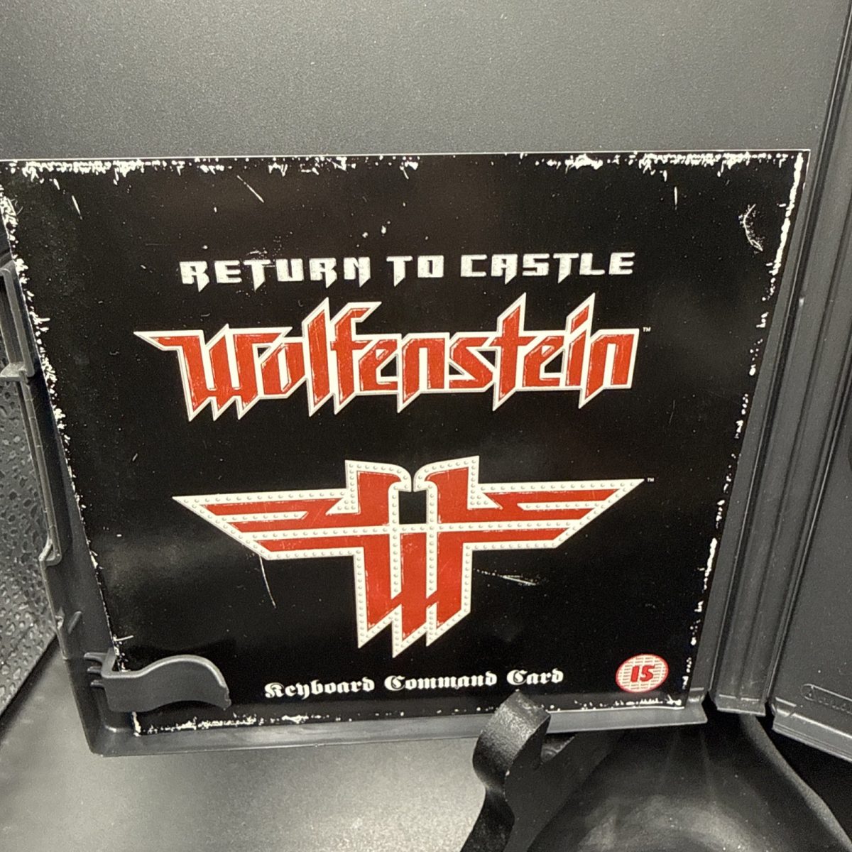 Return to Castle Wolfenstein (Windows 95 / 98 / 2000 / ME / XP) [Complete] CIB