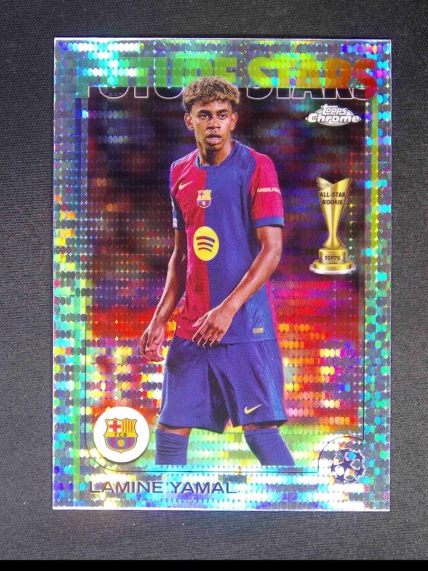 2024-25 Topps Chrome UEFA Lamine Yamal #27 Prism Refractor