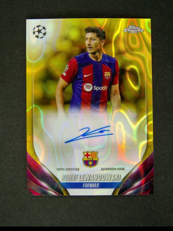 2024-25 Topps Chrome Uefa Robert Lewandowski Gold Lava Auto