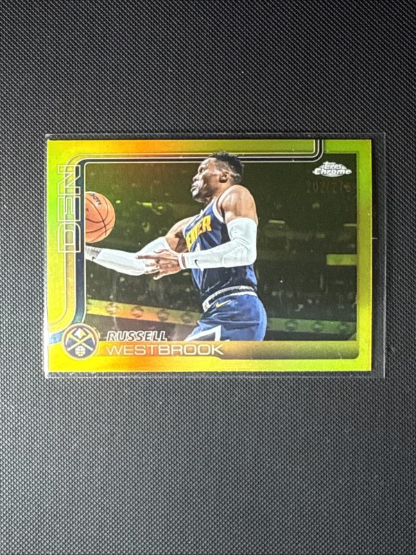 2025-26 Topps Chrome Base Set True Gold Refractor #15 Russell Westbrook #275